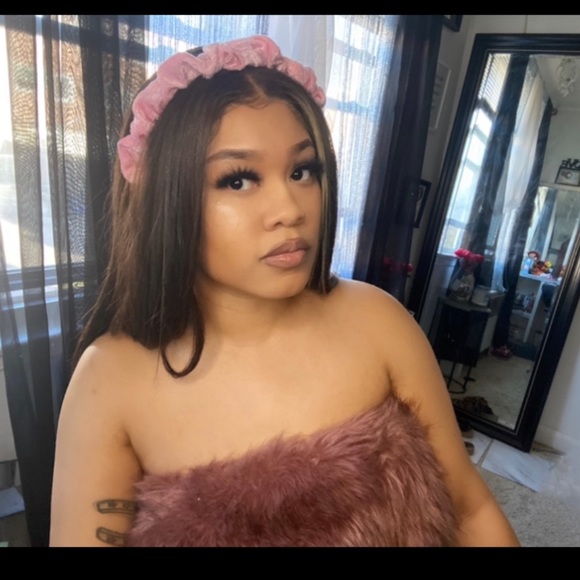 Accessories - Customize scrunchies headbands